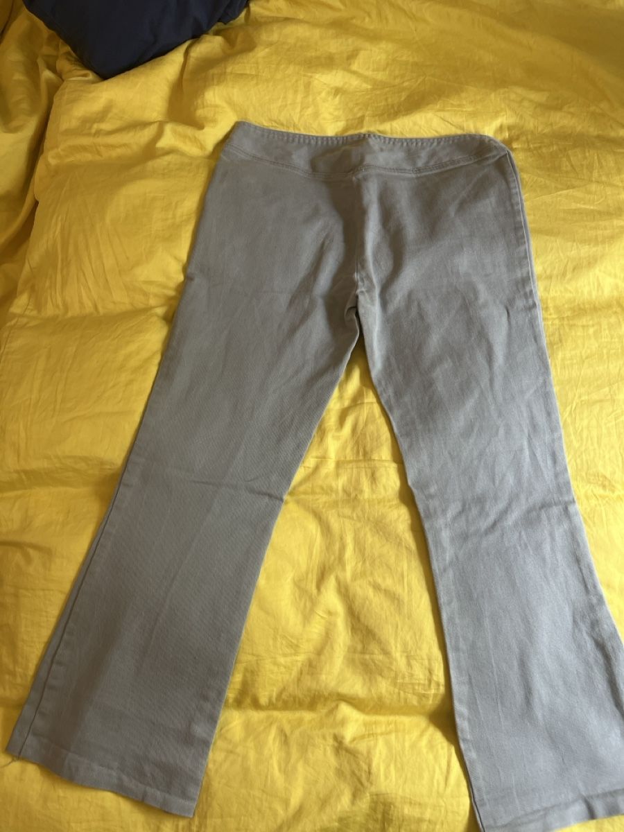 Pantaloni: Pantalon femme Flash Basic beige taille 44 – Usato da Zürich venduto da Noemie1994 2