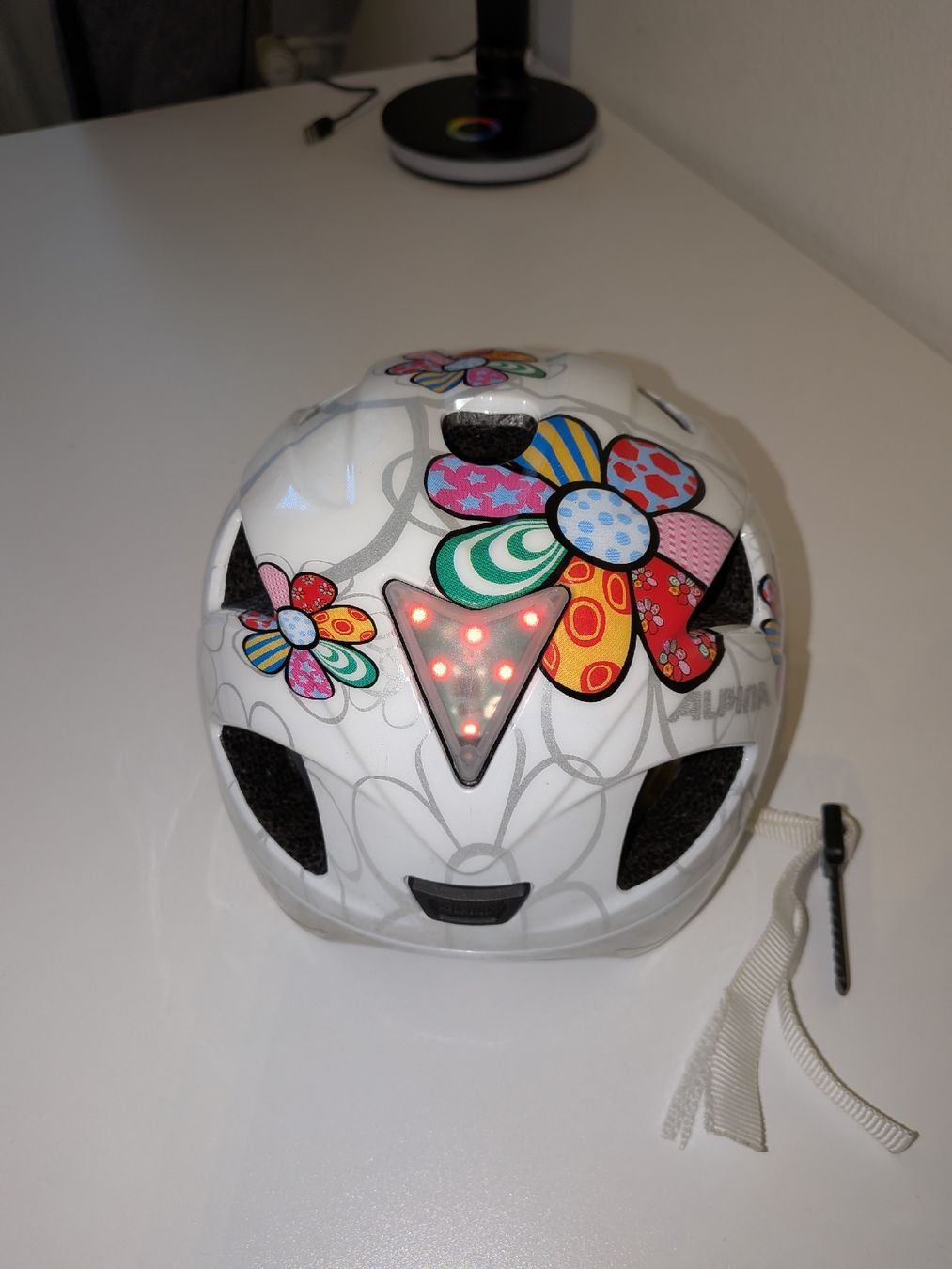 Alpina Helme: Kinderhelm Grösse 49-54 – Gebraucht aus Olten von Brandon2 1
