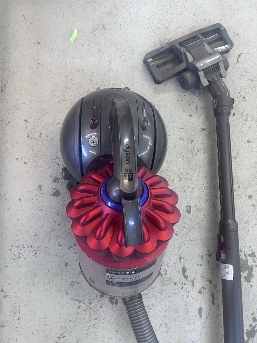 Dyson Aspirapolveri & Accessori: Dyson Ball DC37 Origin Extra Staubsauger (80) – Usato da Glattfelden venduto da bro_f2vv 4