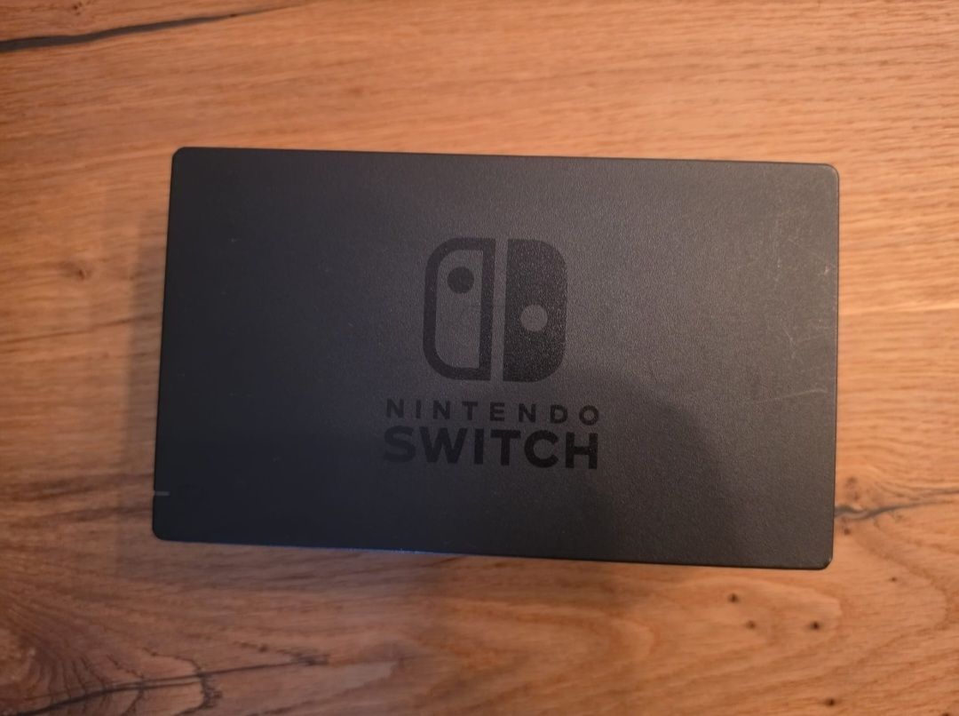 Nintendo Konsolen: Nintendo Switch Konsole Bundle – Gebraucht aus Muri AG von ailenrox 2