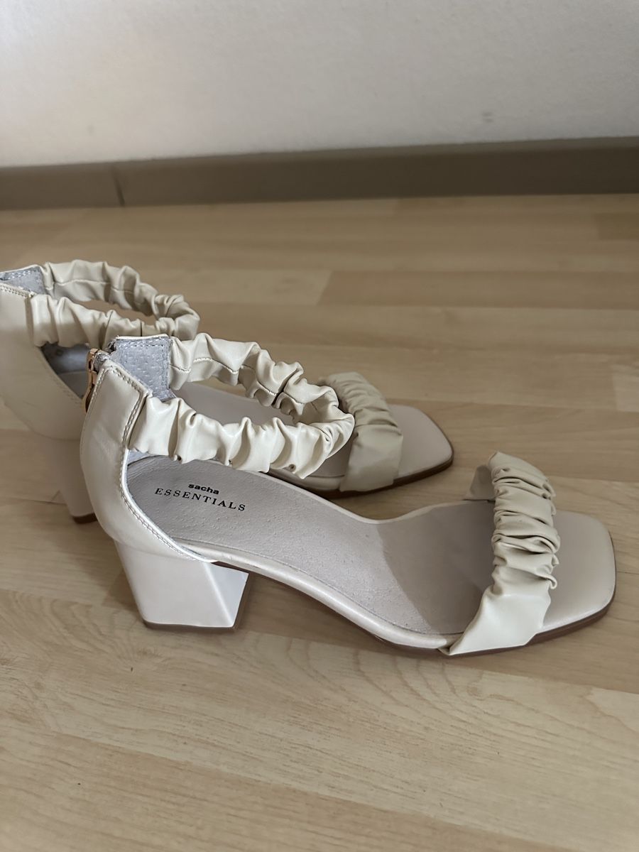 Scarpe da donna: Sommer Sandalen von Sacha,  Grösse 38 – Usato da Weinfelden venduto da kam_jxz5