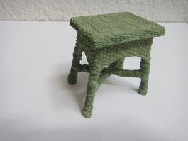 Puppenhausmöbel, Tisch, Rattanoptik, Polyresin (Kunstharz)