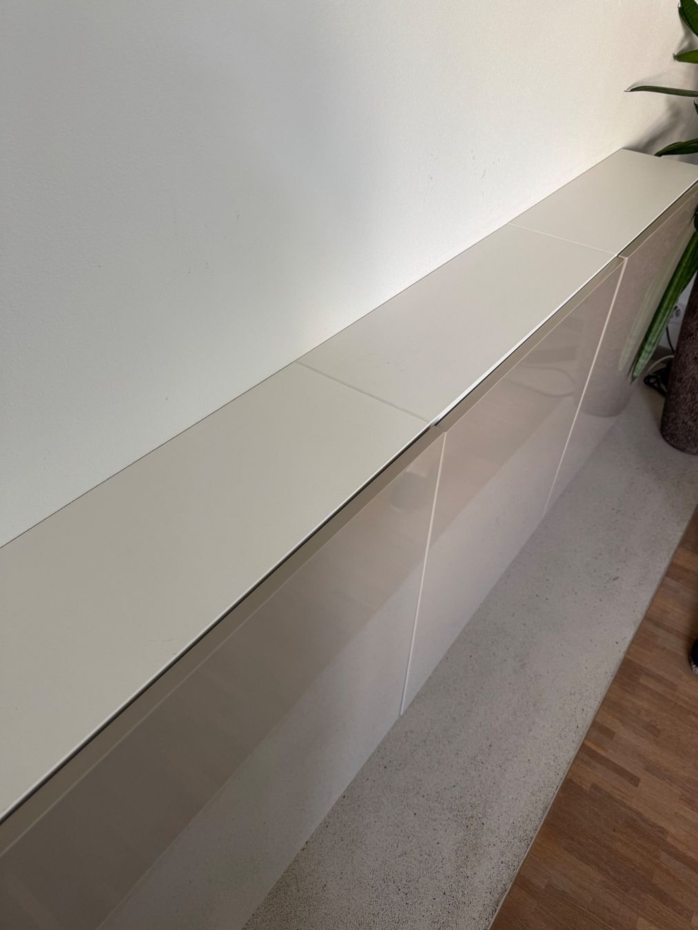 Ikea Commodes: Sideboard Besta Ikea, beige/weiss – D'occasion à Zürich par Saskia125 7