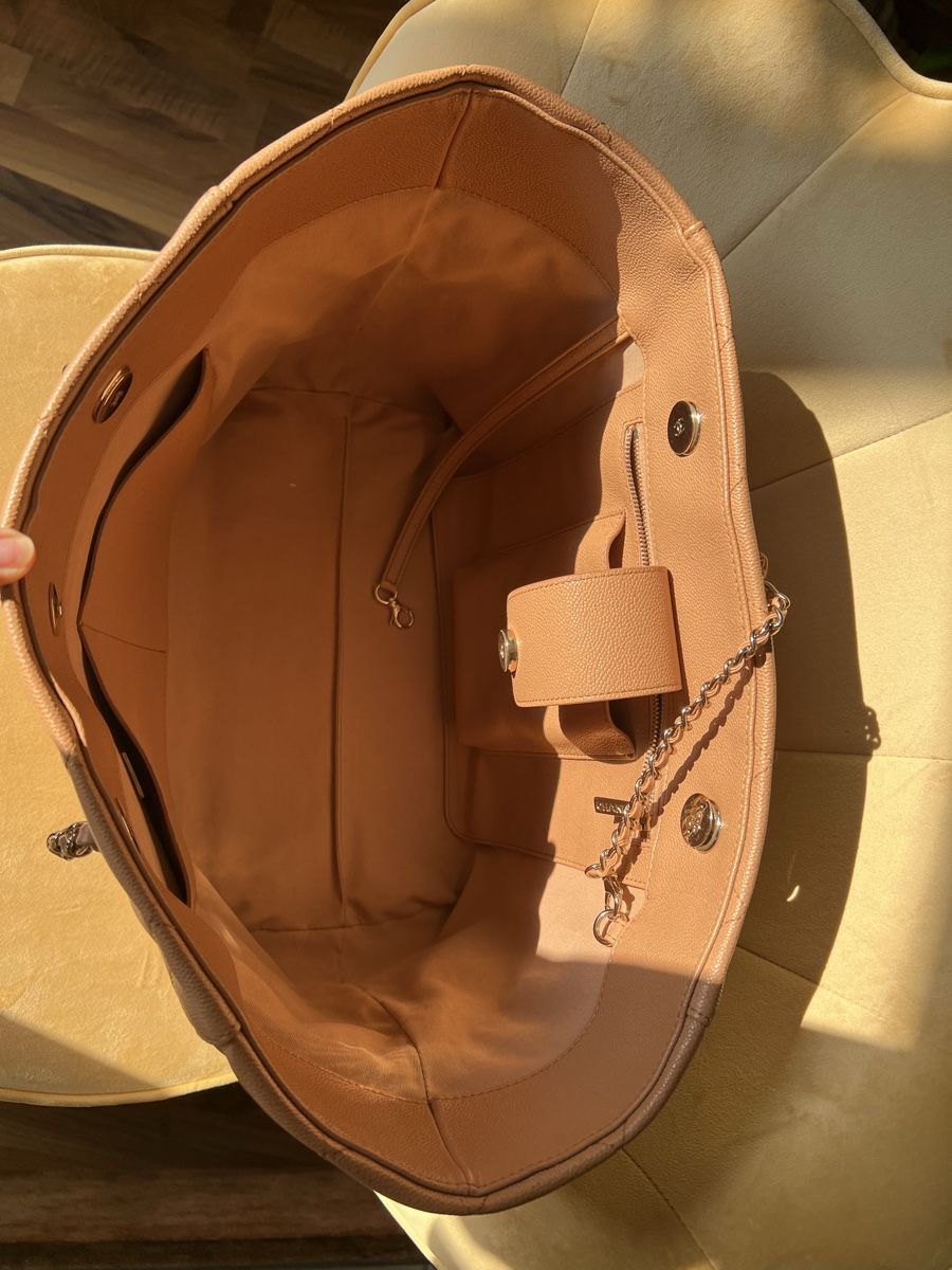 Chanel Borse: Chanel Grand Shopping Tote – Nuovo (secondo la descrizione) da Herrliberg venduto da nadesh12 5