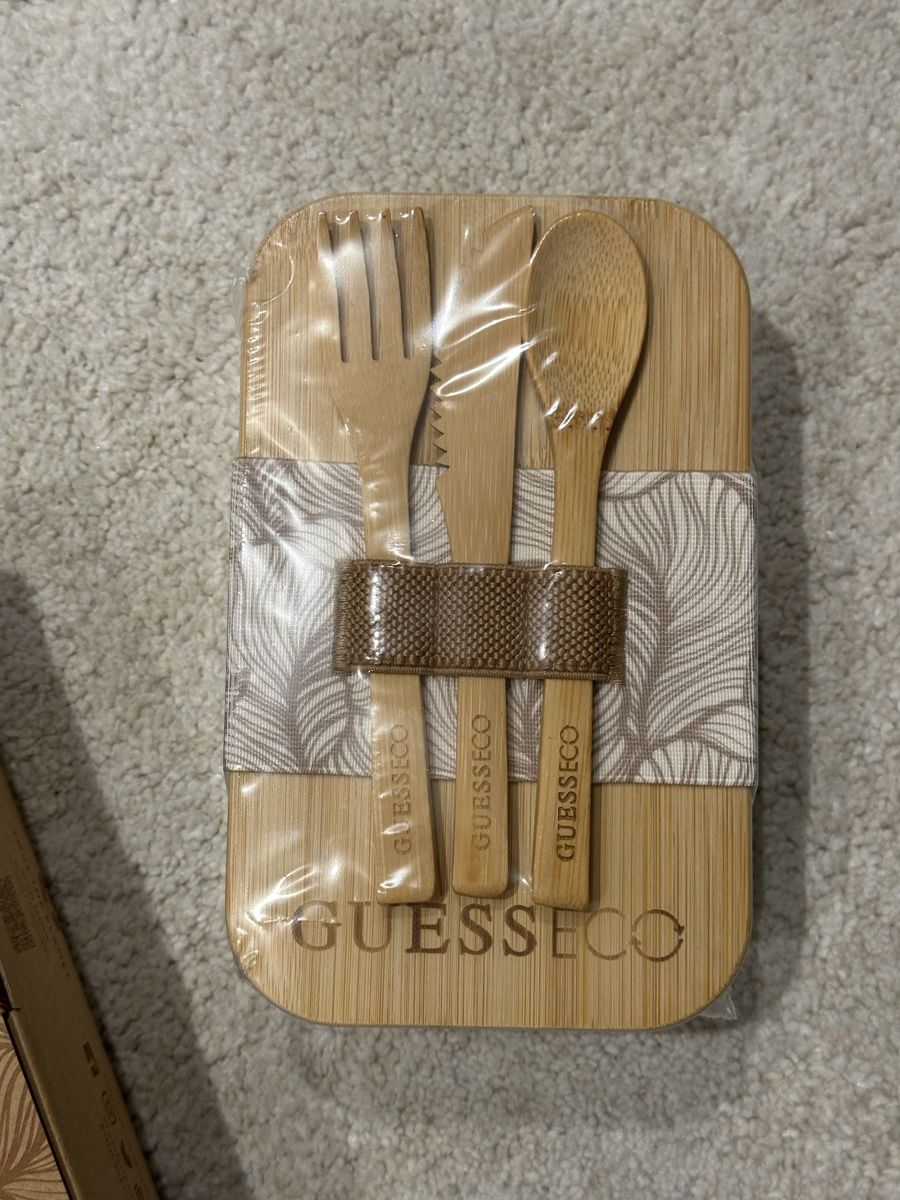 Behälter & Ähnliches: Guess Lunchbox Set Bambus Brotdosse neu – Neu und originalverpackt aus Kloten von Mielen 2