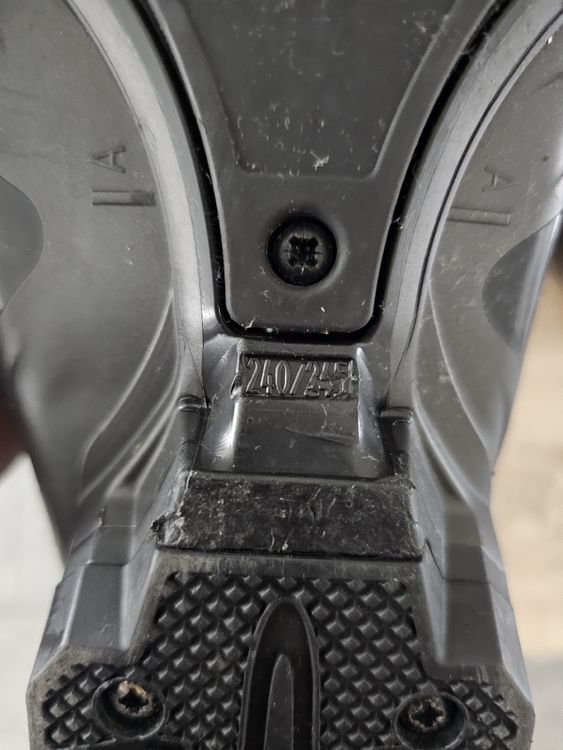 Head Chaussures garçon: Kinder Skischuhe – D'occasion à Obergerlafingen par Deluxepoint 3