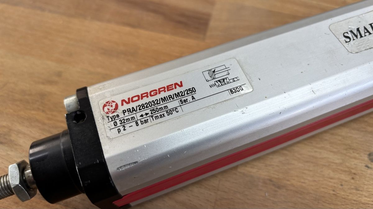 Altri prodotti elettronici: Pneumatikzylinder Norgren – Usato da Aeschi b. Spiez venduto da zungu71 1