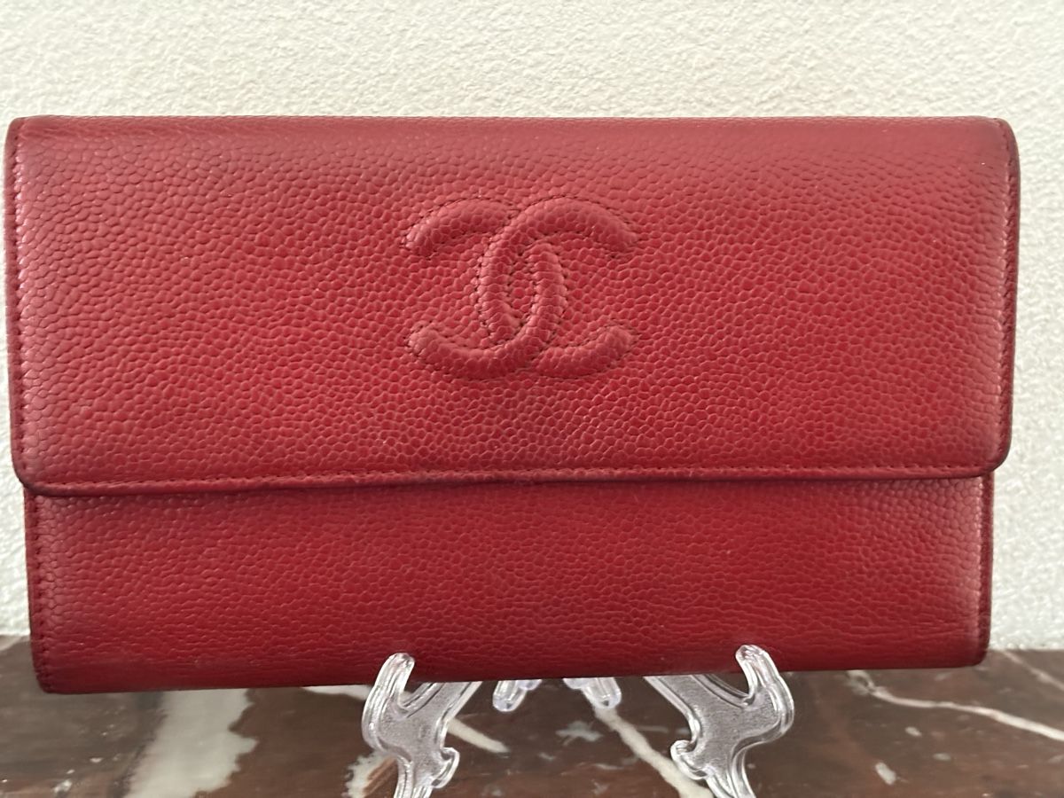 Chanel Portamonete: Chanel Timeless CC Flap Wallet - Red Caviar Leather – Usato da Fällanden venduto da lil_wpb9 5