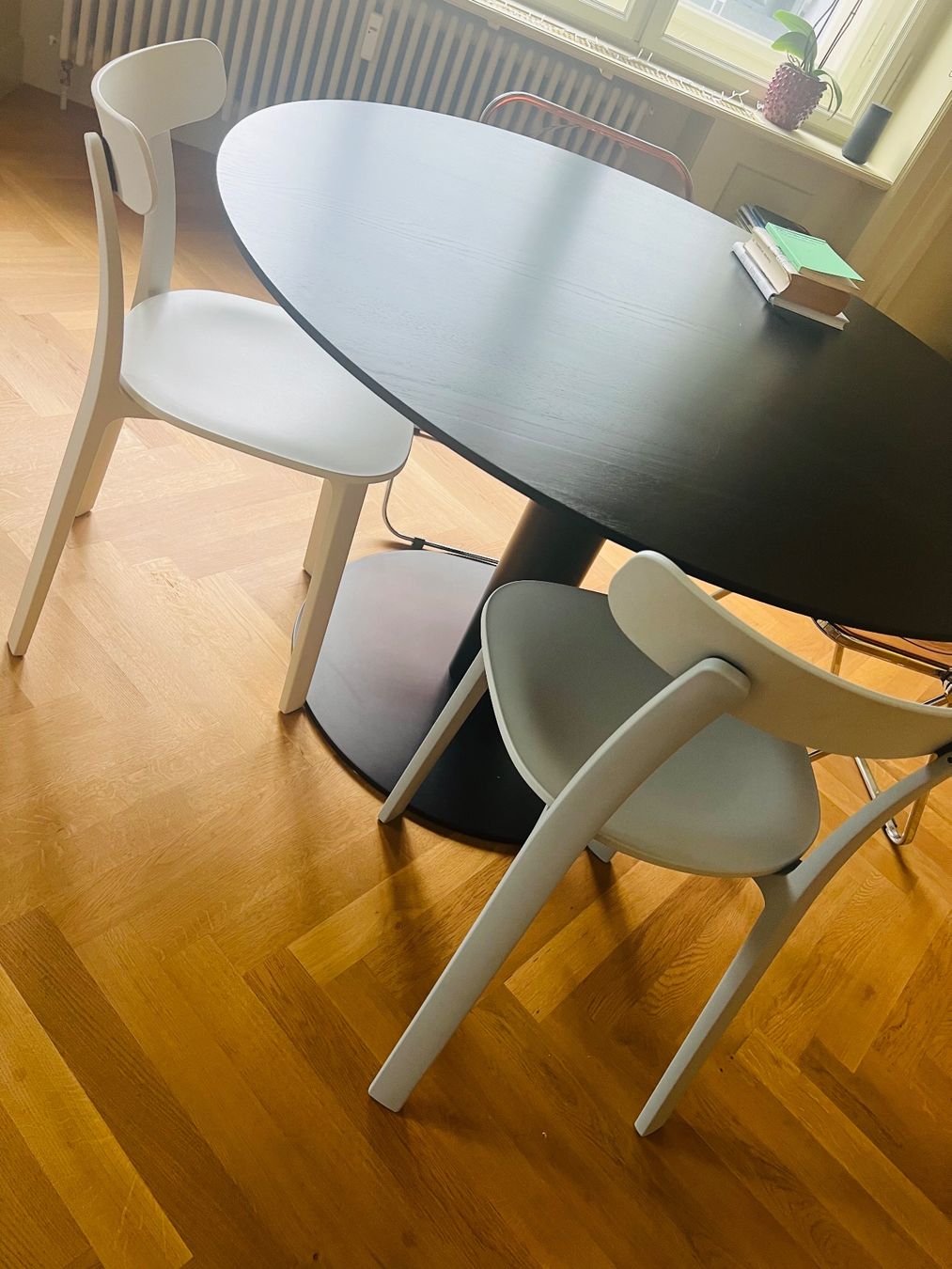 Vitra Stühle: Vitra all plastic chair – Gebraucht aus Zürich von Tess_2022 3