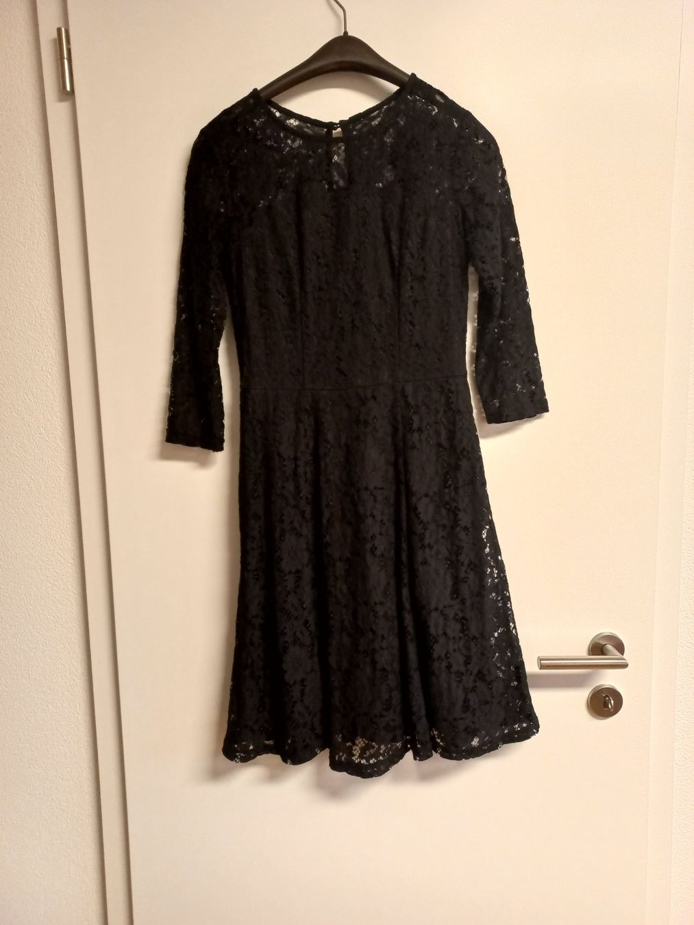 Dorothy Perkins Vestiti: Elegantes schwarzes Spitzenkleid Gr. 36 – Usato da Luthern venduto da JanK_