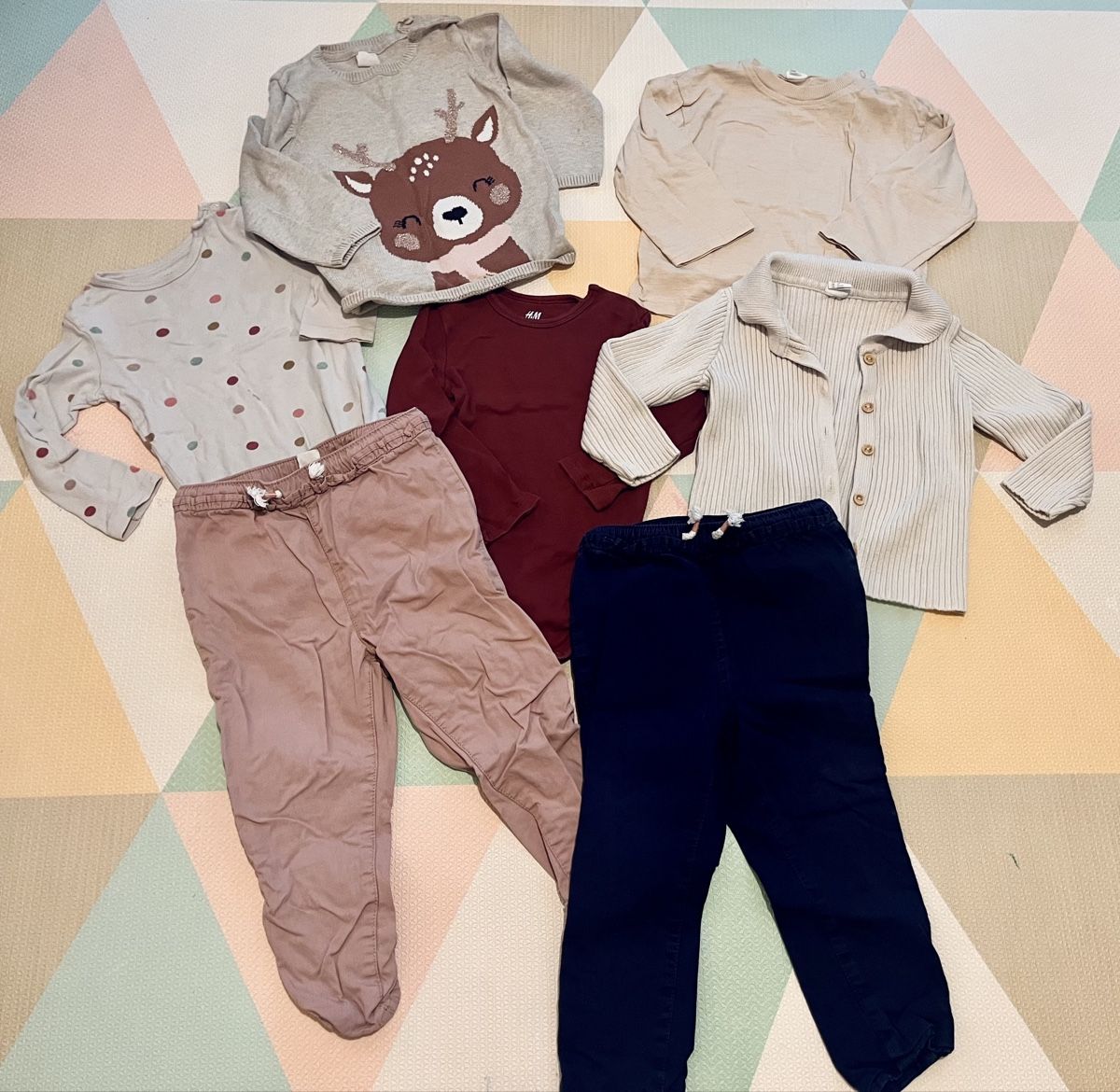 H&M Lotti & Set di vestiti: Kinder Kleider Set Gr. 92 – Usato da Zürich venduto da davidihagee 1