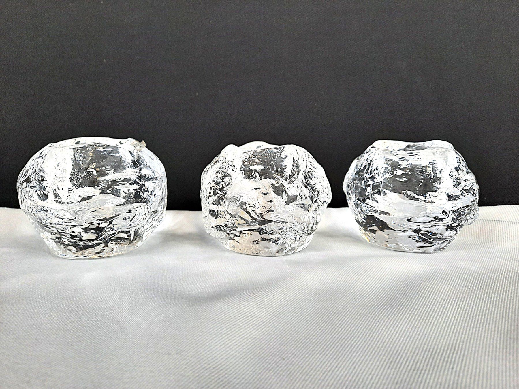 Kosta Boda Portacandele: KOSTA BODA Schneeball- Teelichter 3er-Set – Nuovo (secondo la descrizione) da Beinwil am See venduto da Restwert_Beinwil