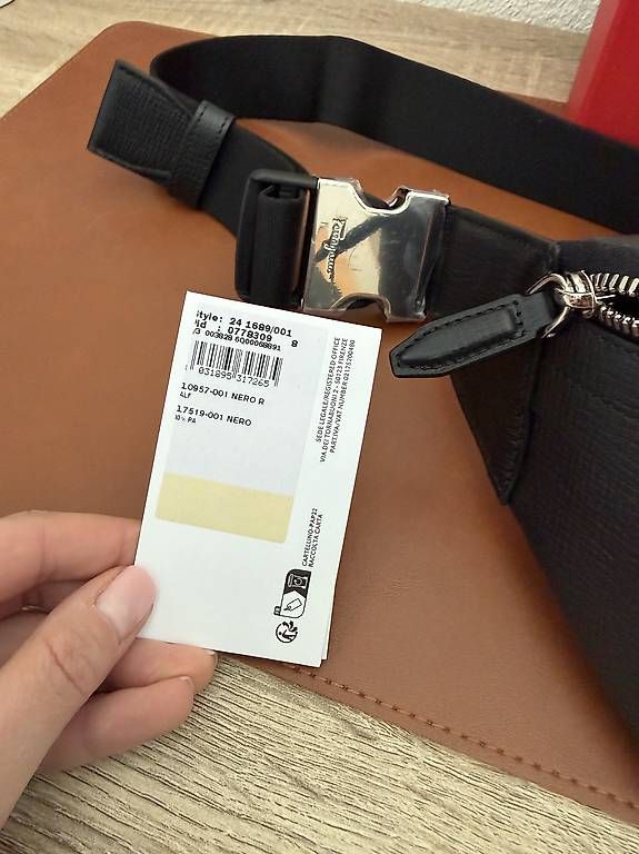 Salvatore Ferragamo Borse: Neu belt bag Ferragamo – Nuovo e nell'imballaggio originale da Andermatt venduto da poprostukropka 4