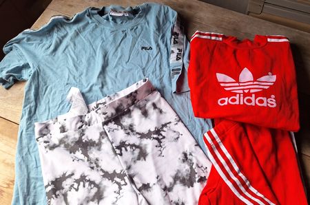 Adidas Trainingsanzug rot weiss Fila Shorts+Tshirt blau weis