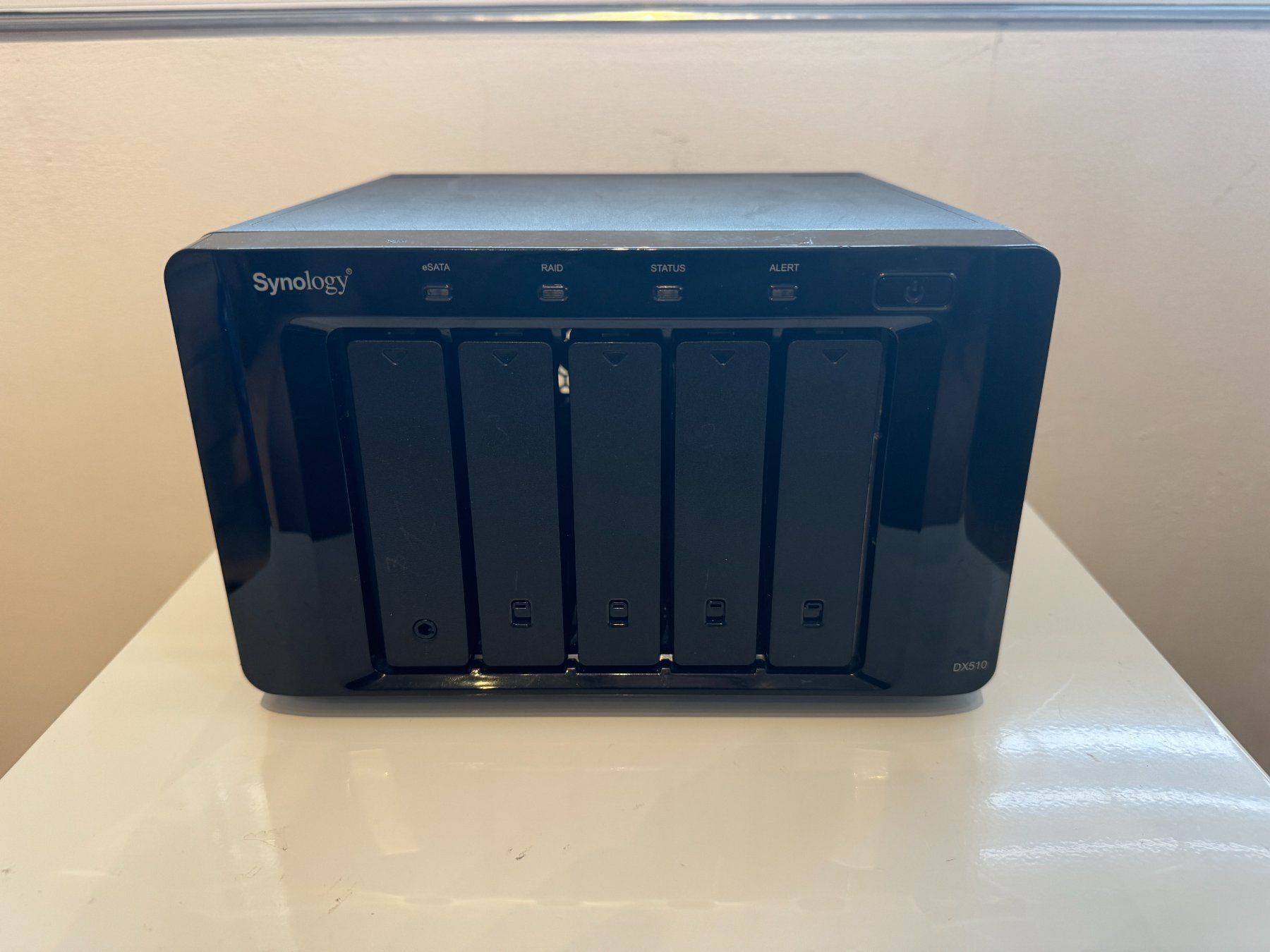 Synology Serveurs: Synology DX510 5-Bay Expansion Unit – D'occasion à Spreitenbach par des_y2gw 3