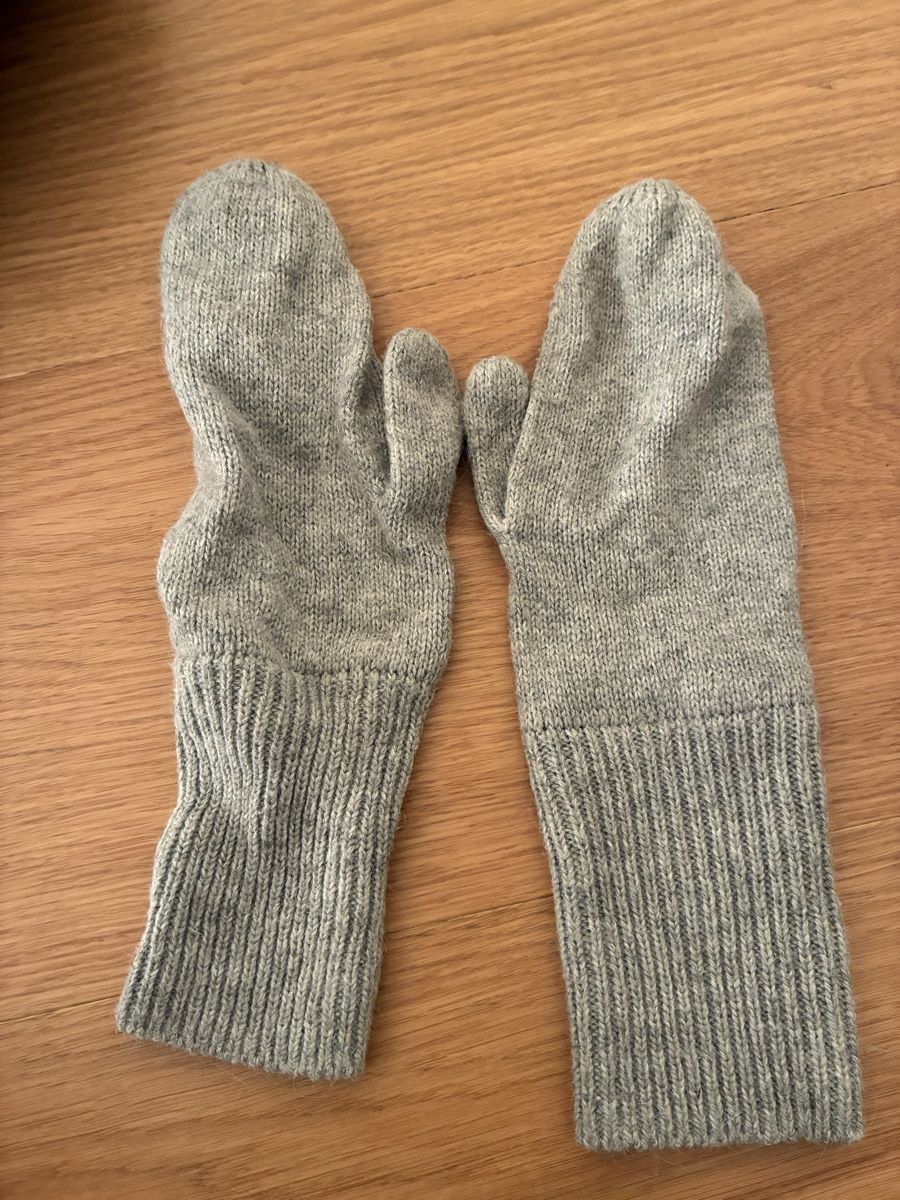 H&M Guanti & manicotti: Handschuhe – Usato da Bassersdorf venduto da secondhand_clothing