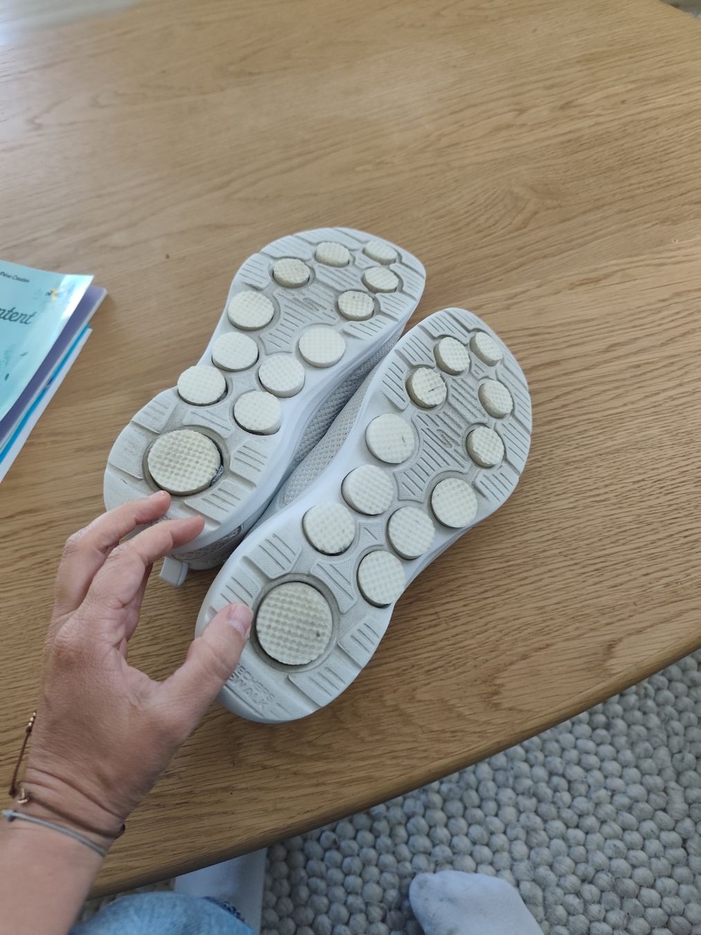 Skechers Scarpe da donna: Skechers 38.5 – Usato da Vétroz venduto da Kamy1 2