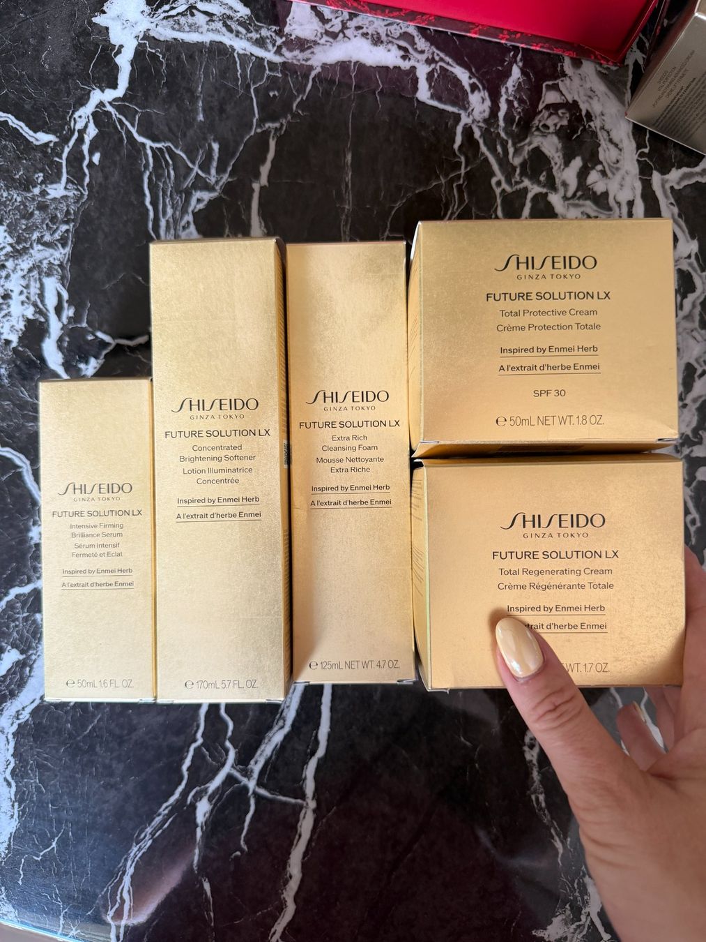 Shiseido Gesichtspflege: Shiseido Future Solution LX Coffret Prestige | Routine – Neu (gemäss Beschreibung) aus Grand-Lancy von art_6bhc
