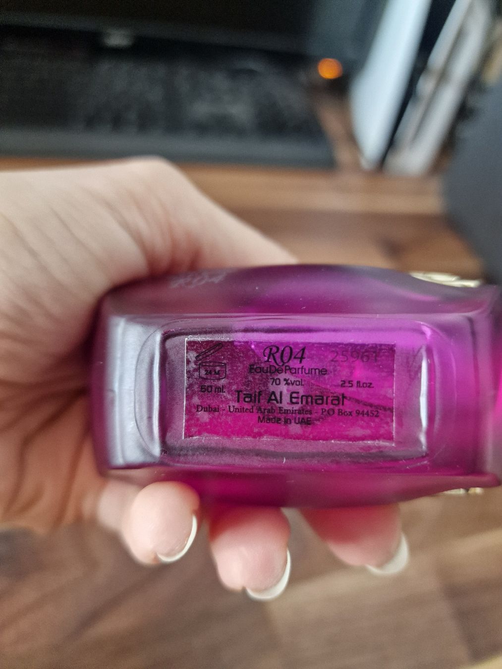Profumi & Eau de Toilette: Taif Al Emarat R04 Eau de Parfum – Nuovo (secondo la descrizione) da Schlieren venduto da jen_x559 1