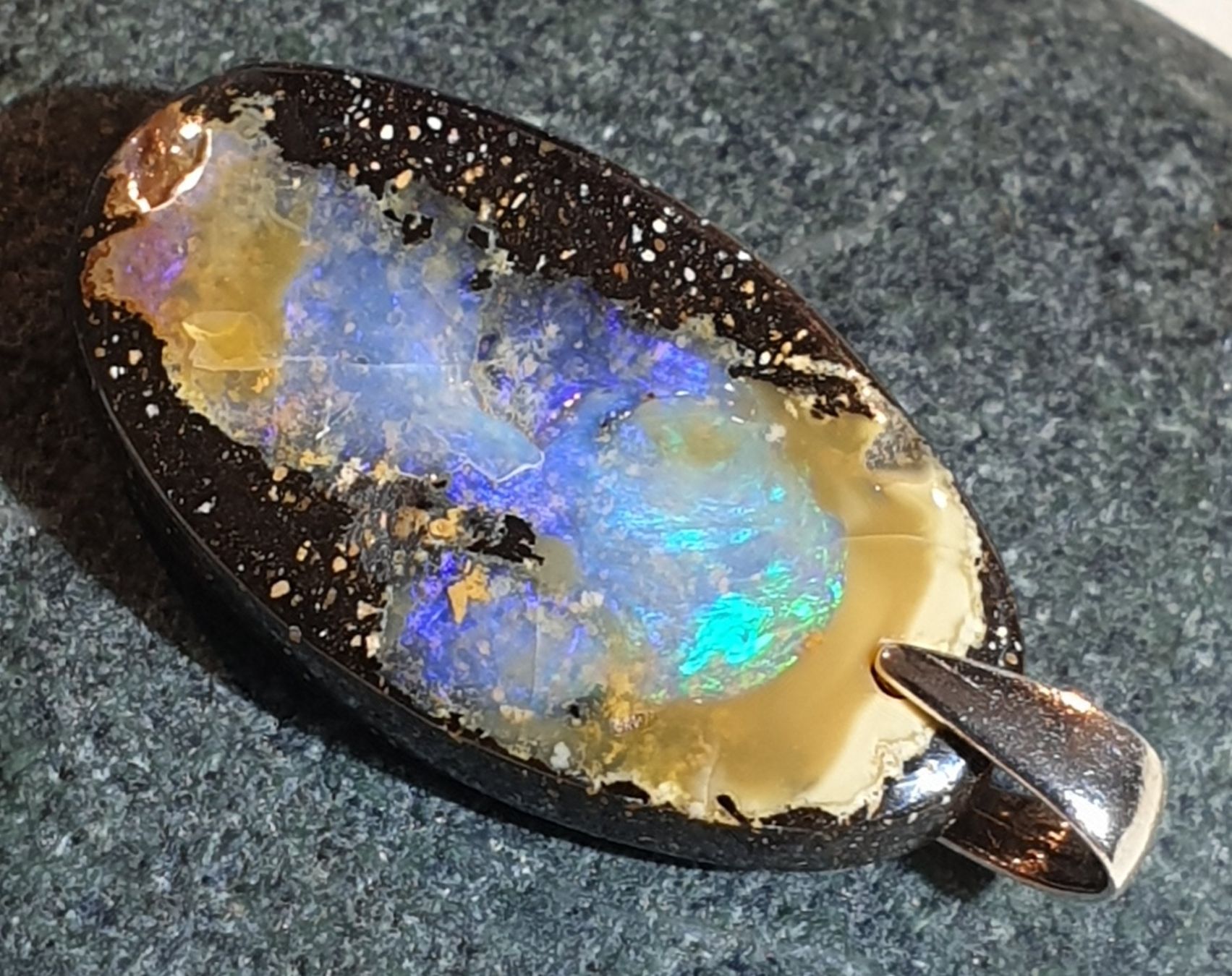 Ciondoli: Boulder Opal Anhänger. – Nuovo (secondo la descrizione) da Niederbüren venduto da Raphael014