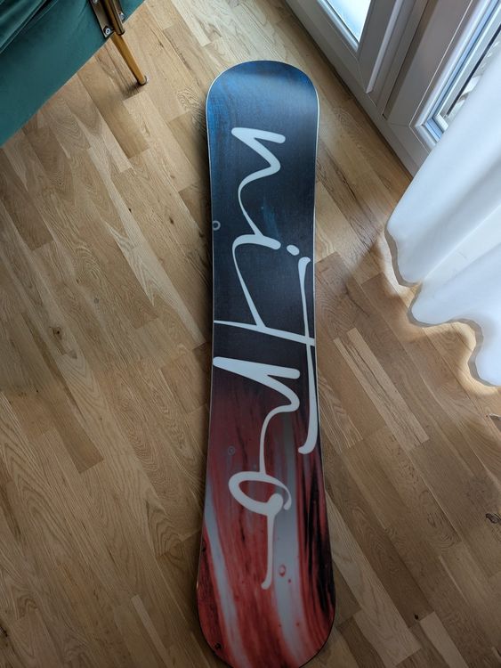 Snowboard Nitro Board: Nitro Mystique Snowboard 142 – Nuovo (secondo la descrizione) da Emmenbrücke venduto da hablinat 5
