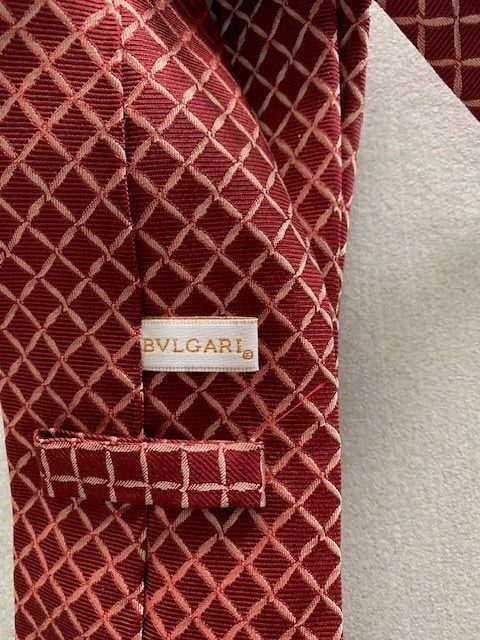 Bulgari Krawatten: cravate en pure soie de Bvlgari – Gebraucht aus St-Aubin-Sauges von Juliezan 1