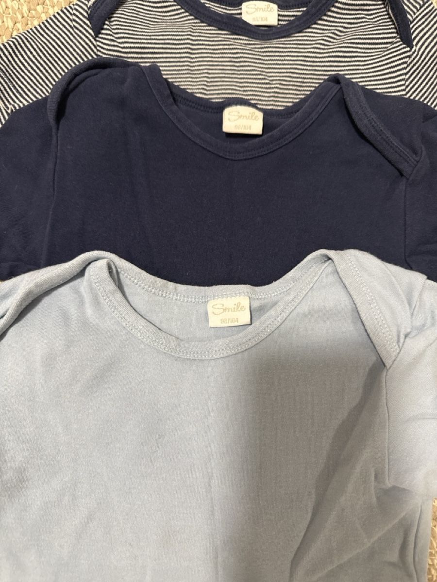 Lotti & Set di vestiti: Baby Bodysuits Bundle, Size 98-104 Summer Essentials – Usato da Effretikon venduto da lio_gjr8 1