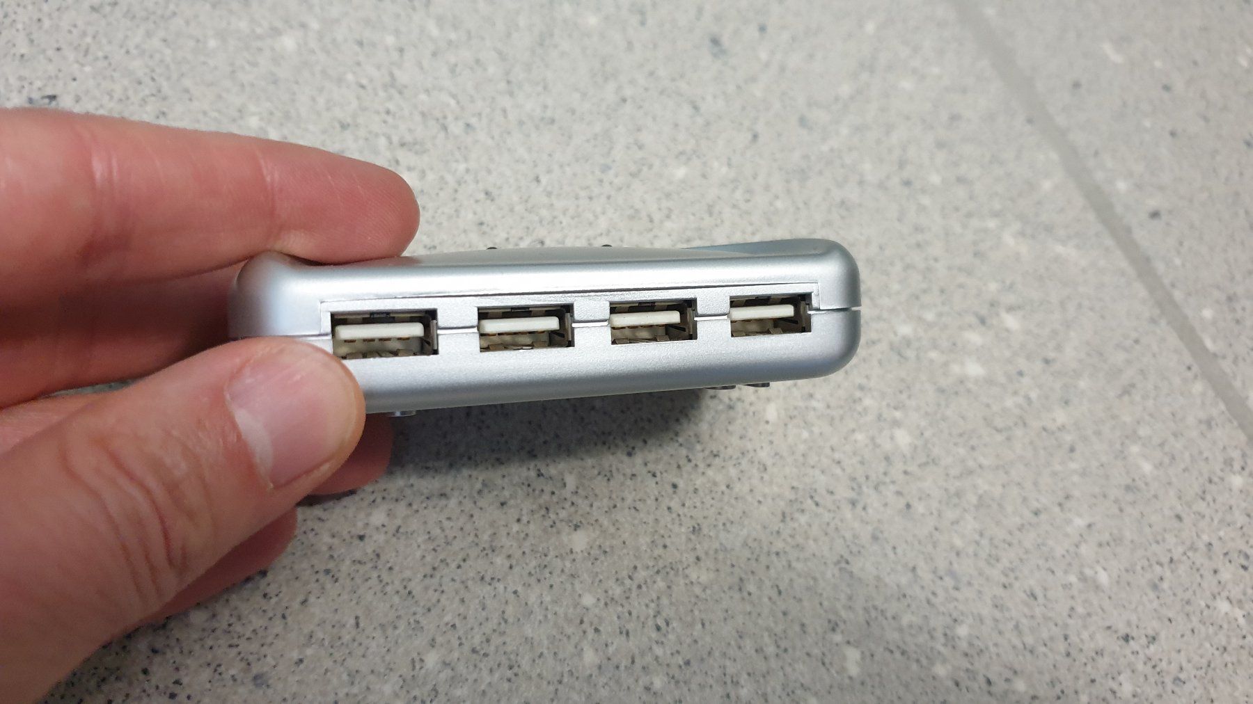 Hubs & Switches: USB Hub (Maxxtro 4-fach HiSpeed) – D'occasion à Stäfa par Supertramp73 2