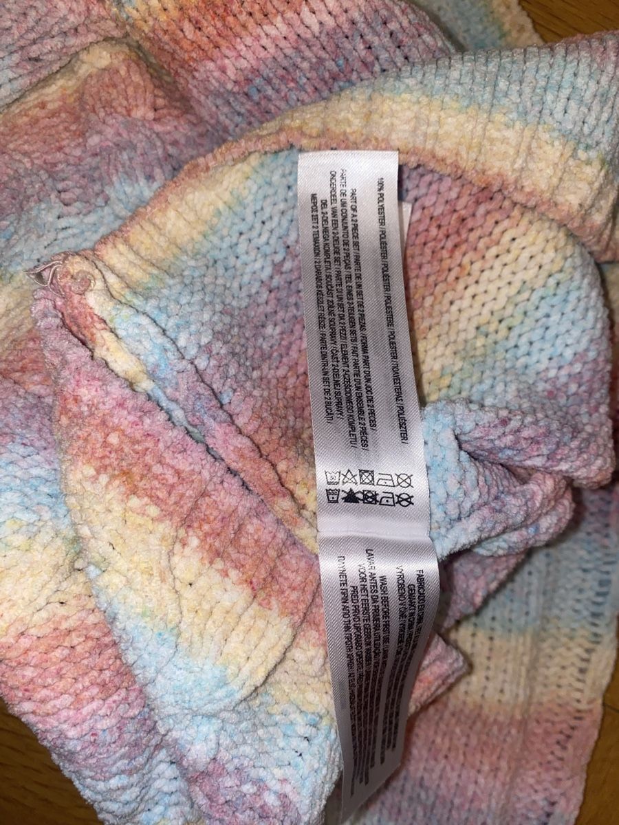 Maglioni & Felpe: Mädchenpullover gestreift, Gr. 122/128, Pastell – Usato da Bern venduto da Elisa64 4
