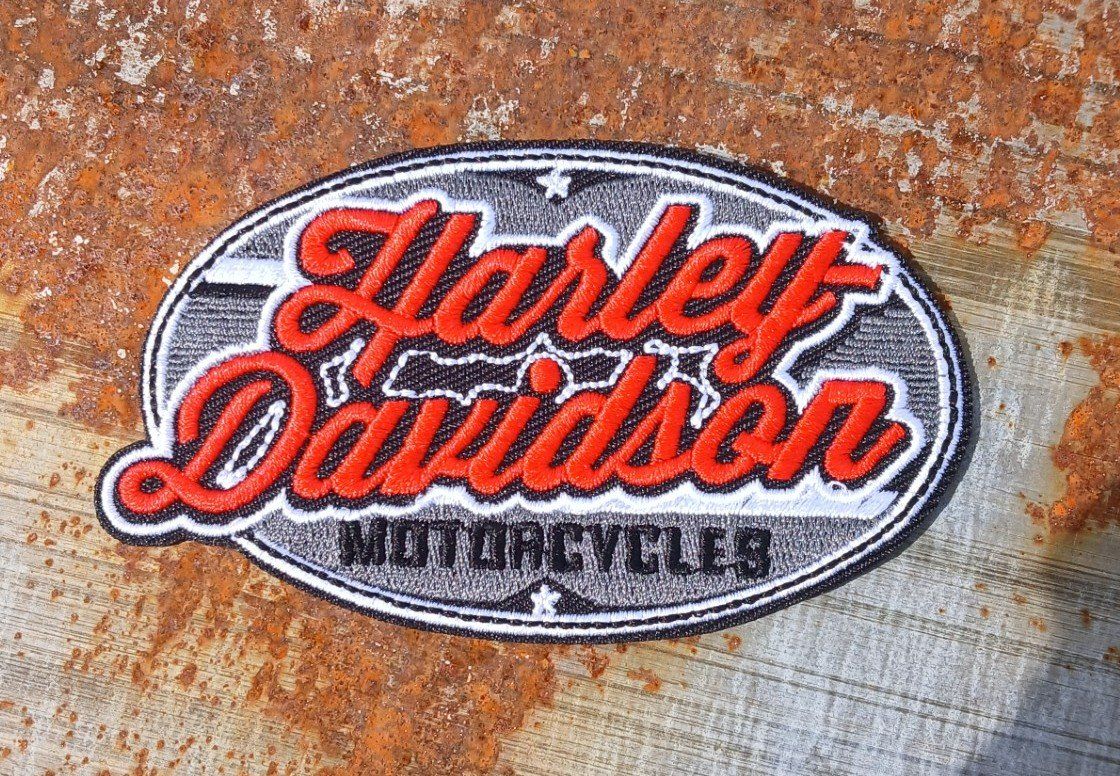 Harley-Davidson Toppe: Écusson Harley-Davidson Motorcycles - M053 – Nuovo e nell'imballaggio originale da Allens venduto da MADE.IN.ROCK.N.ROLL