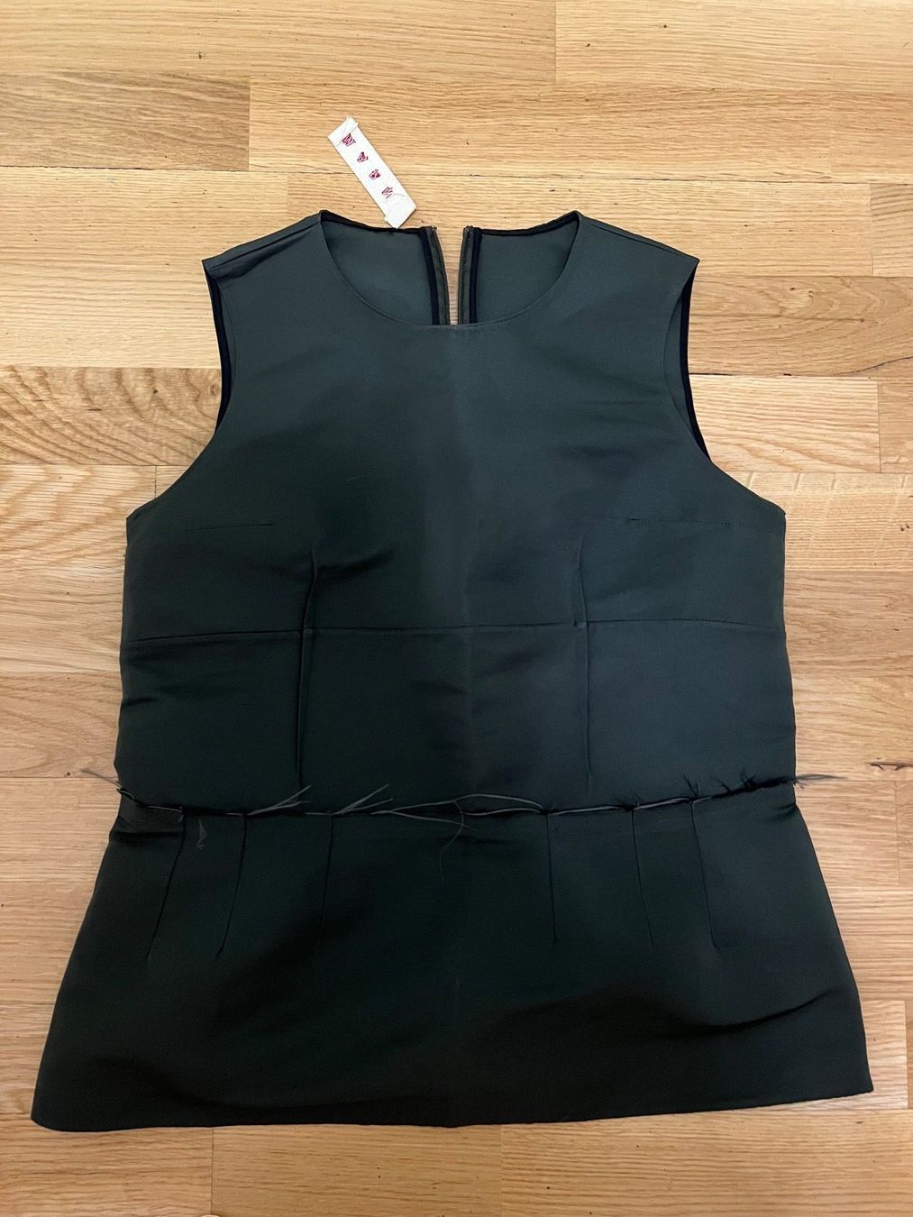 Completi & Tailleur: MARNI Set Anzug Suit Shorts Top Gr 40 – Usato da Ebmatingen venduto da dartim 5