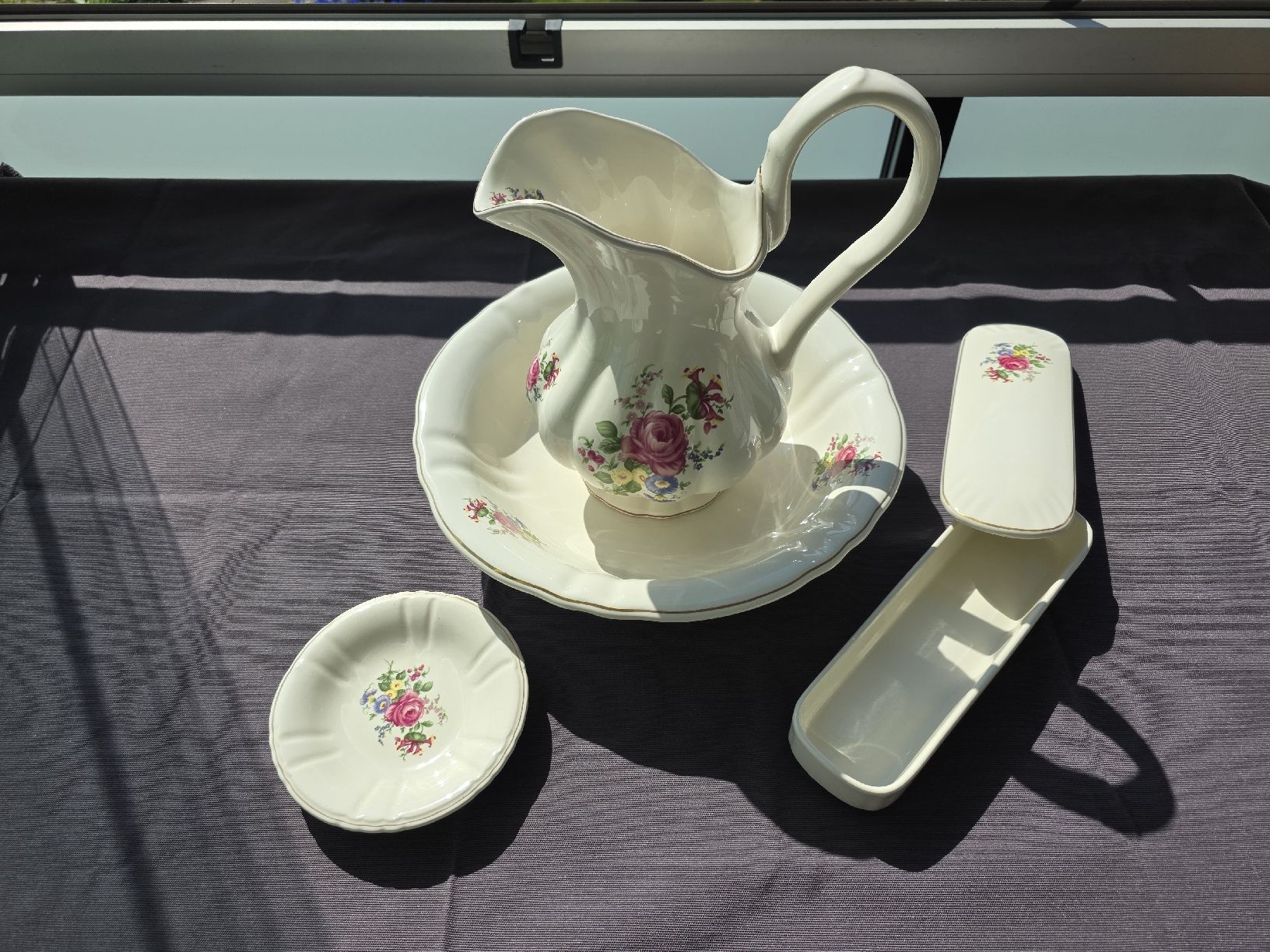 Tutte le decorazioni: Porzellan Waschset mit Blumenmuster – Usato da Emmenbrücke venduto da clodilaus 2