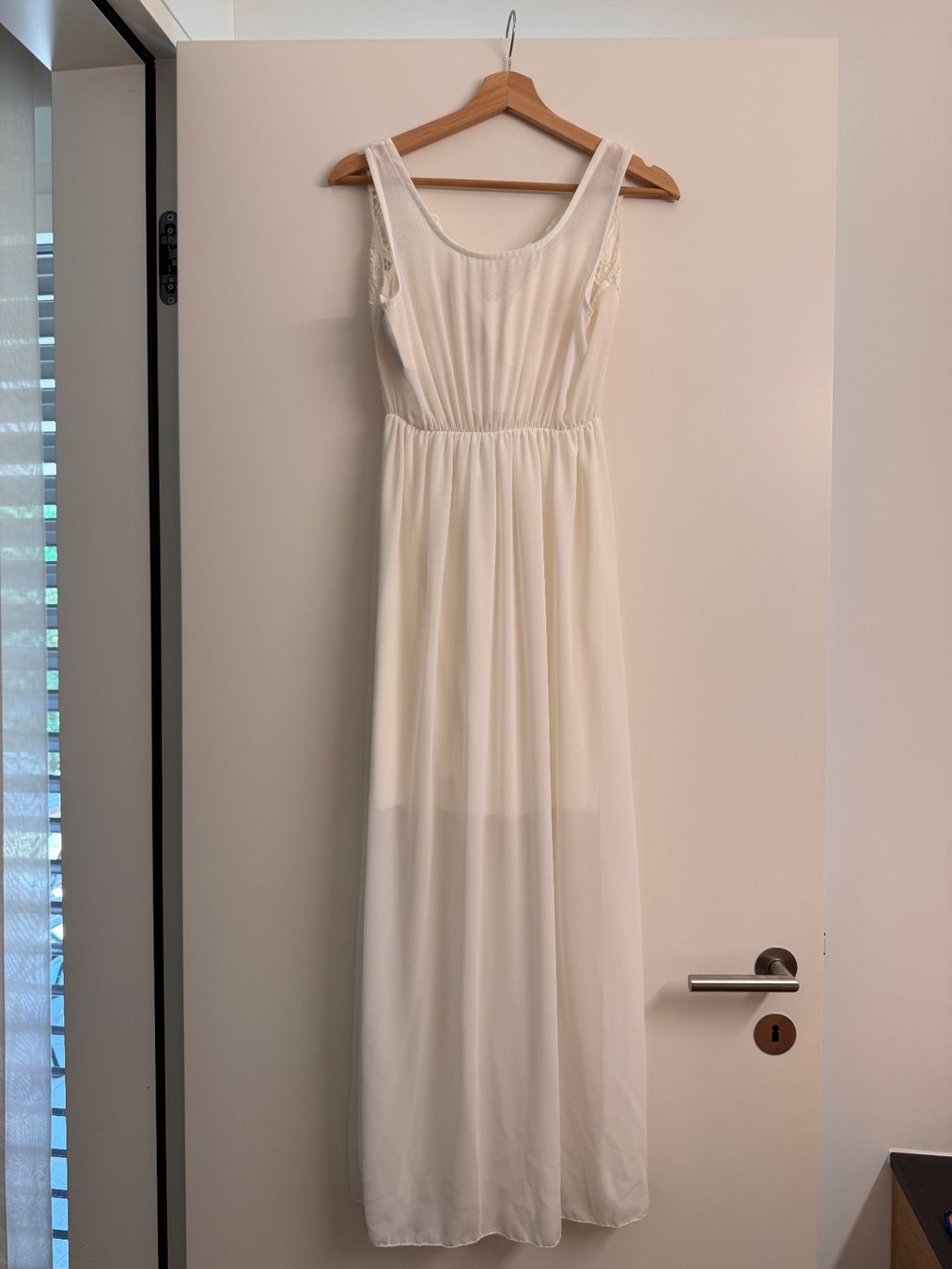 Robes: Maxikleid weiss Spitze Grösse S/M – D'occasion à Dietikon par dia_bkv5 2