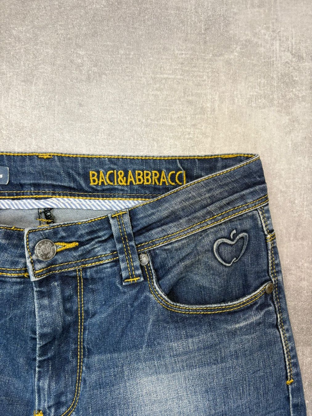 Jeans: Vintage Baci&Abbracci Straight Jeans (S) – Nuovo (secondo la descrizione) da Werdenberg venduto da hase.vintage 5