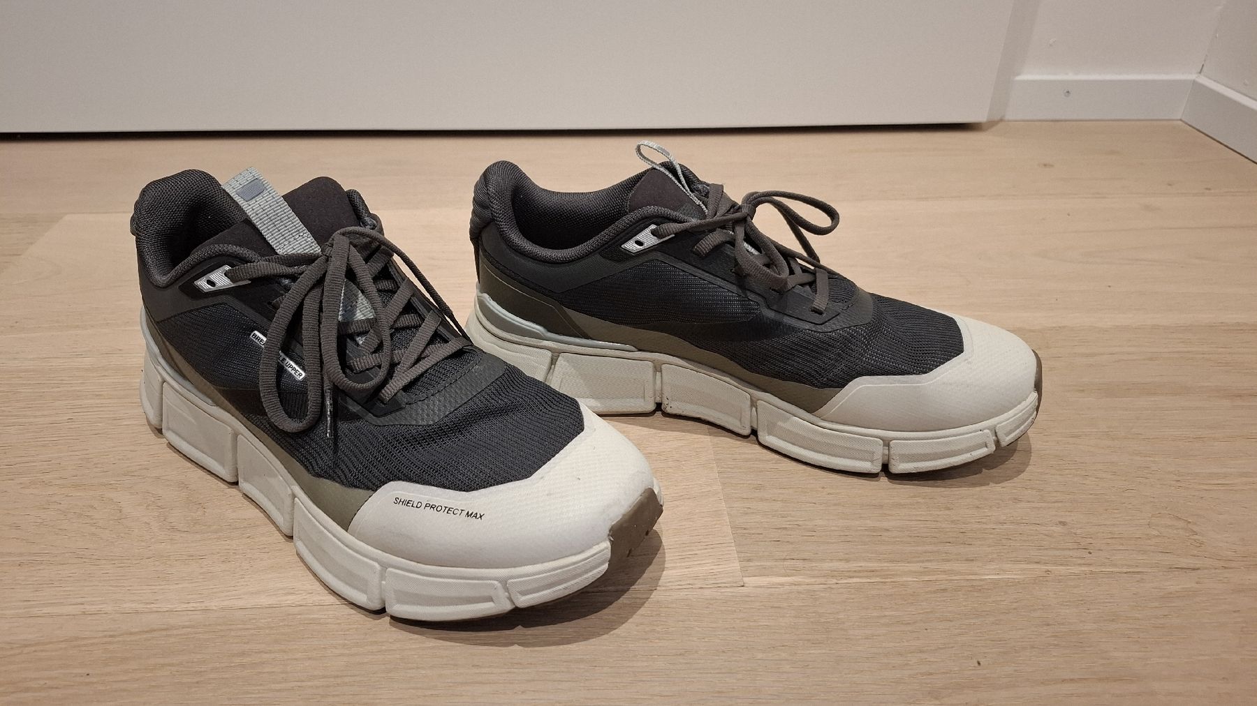 Zara Scarpe da uomo: Zara Man Sneakers, Size 41, great condition – Nuovo (secondo la descrizione) da Zürich venduto da pto_6wfs