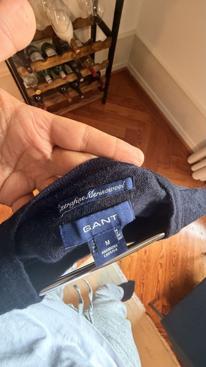 Pullover & Sweatshirts: Gant Dunkelblauer Pullover aus extrafeiner Me – Gebraucht aus Genève von SwissBoug 2