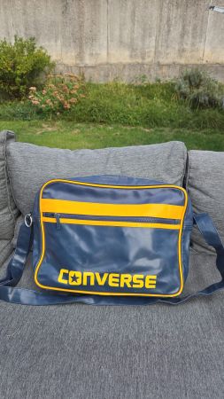 Converse Umhängetasche – Dunkelblau/Gelb – Retro Style