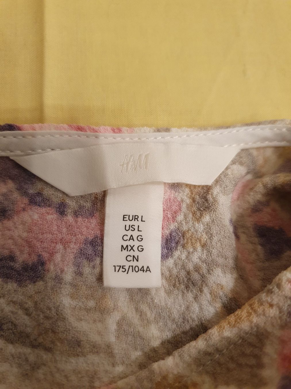 H&M Camicette: Bluse H&M Gr M – Usato da Kloten venduto da Hektor44 2