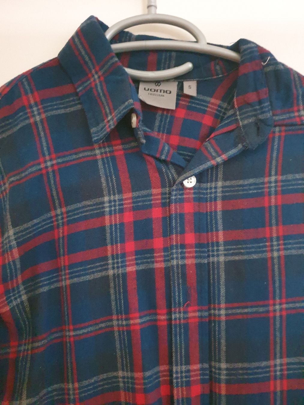 H&M Chemises, T-shirts & Polos: Neu schmis – Neuf (Voir description) à Fribourg par mal_8zjh 3