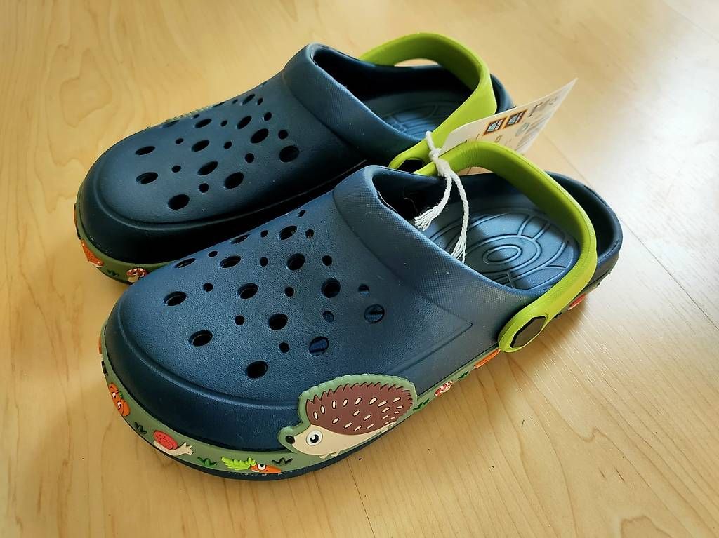 Schuhe für Jungen: Clogs / Gartenschuhe blau Gr 36 NEU! – Neu und originalverpackt aus Münchenstein von sterni_0813 1