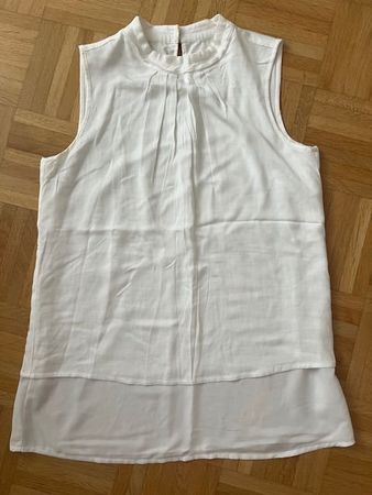 "comma" Blüsli o. Arm Gr. M, Neu!