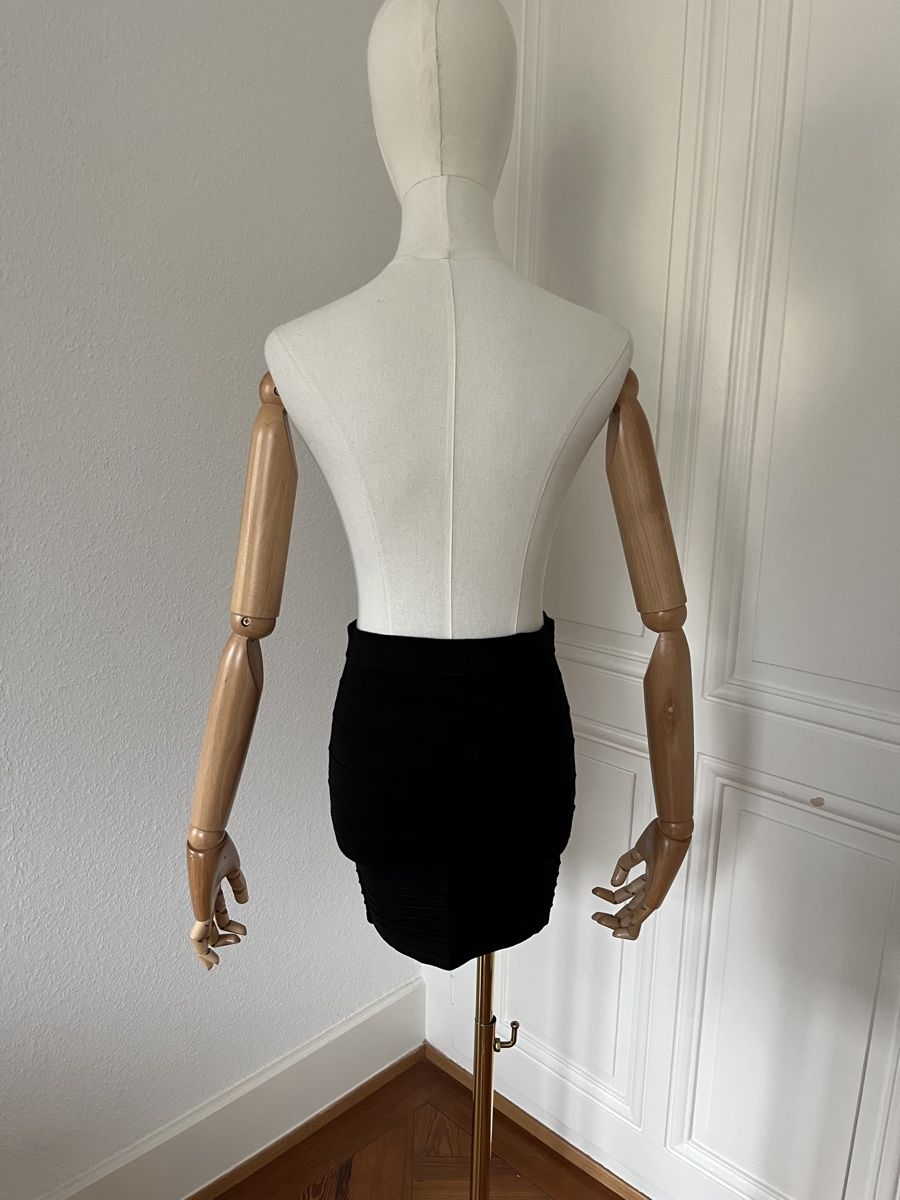 Röcke: Charlotte Russe Black Mini Skirt, Size S, Ribbed Style – Gebraucht aus Mies von Nib2011 4