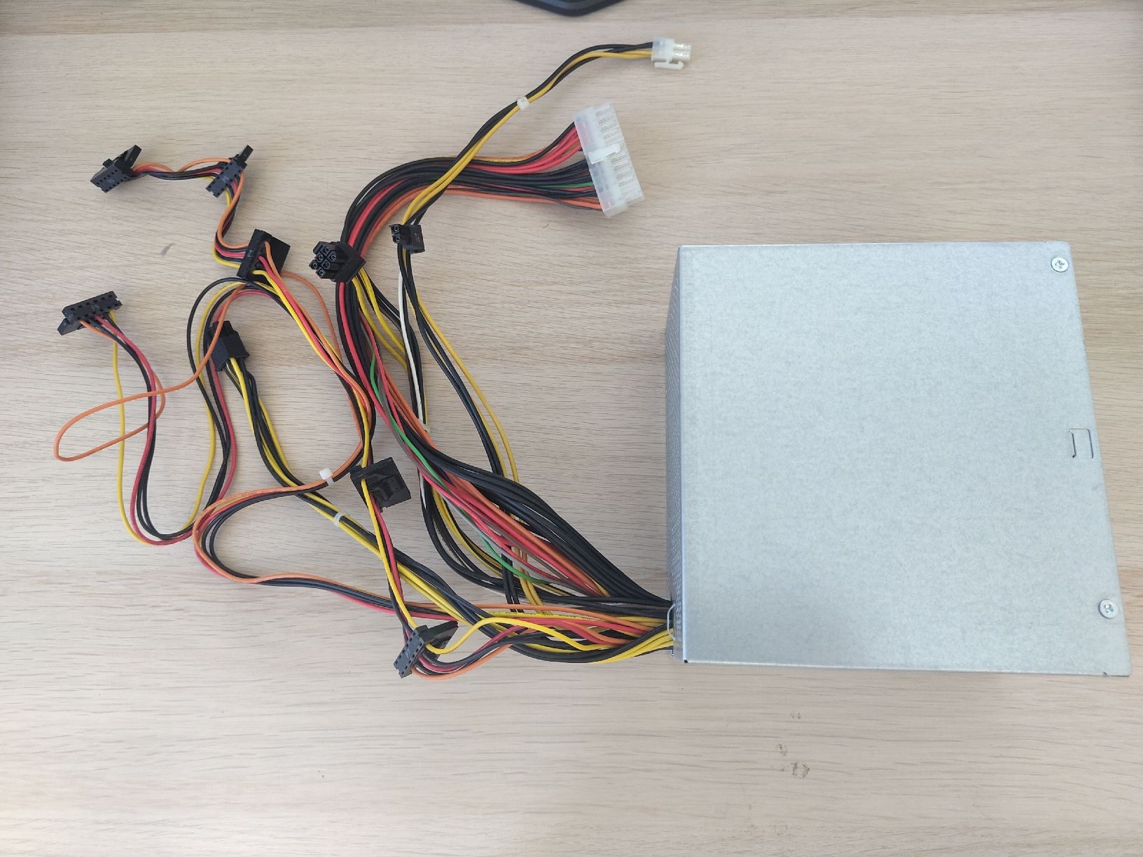 Elektronikbauteil: Powersupply 420W | HP  – Defekt aus Rüeggisberg von NoahEliaHiltbrunner