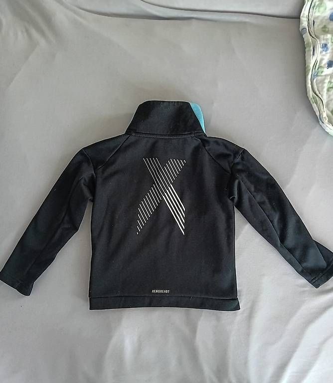 Giacche: Messi Trainingsjacke Adidas – Usato da Leuzigen venduto da Loop_t 1