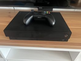 Xbox One X + Controller Top Zustand