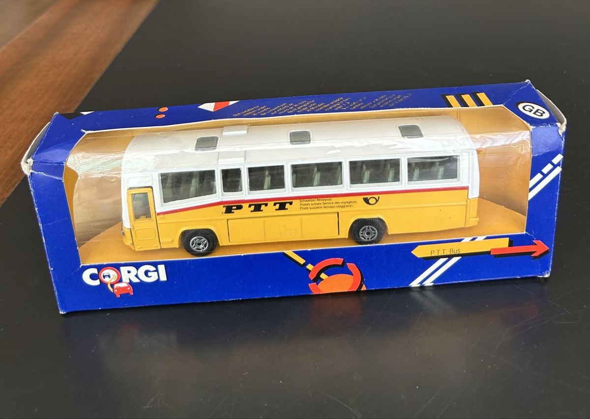 Corgi Toys Modellini d'auto: PTT Bus von CORGI / Diecast – Usato da Zumikon venduto da tuna007 1