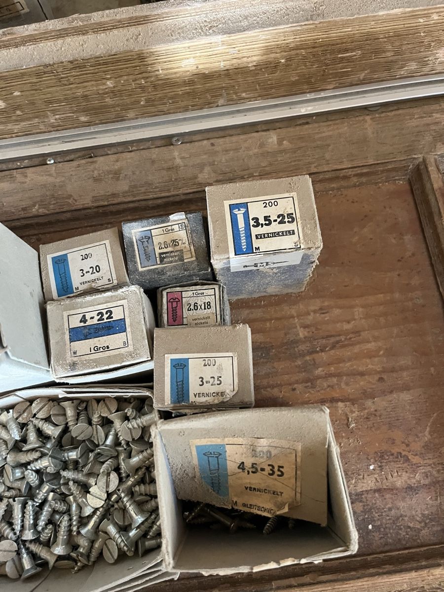 Alle Werkzeuge: Schlitzschrauben  – Neu und originalverpackt aus Unterterzen von Barbara_Giger 4