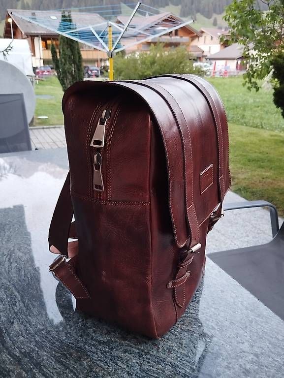 Sacs à dos: Echt Leder Rucksack  – D'occasion à Adelboden par memuno