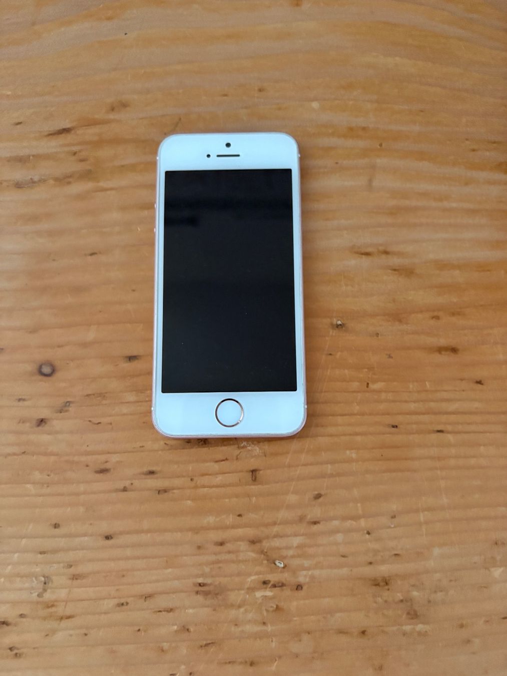 Apple Handys / Smartphones: Iphone SE – Gebraucht aus Basel von asprion 1