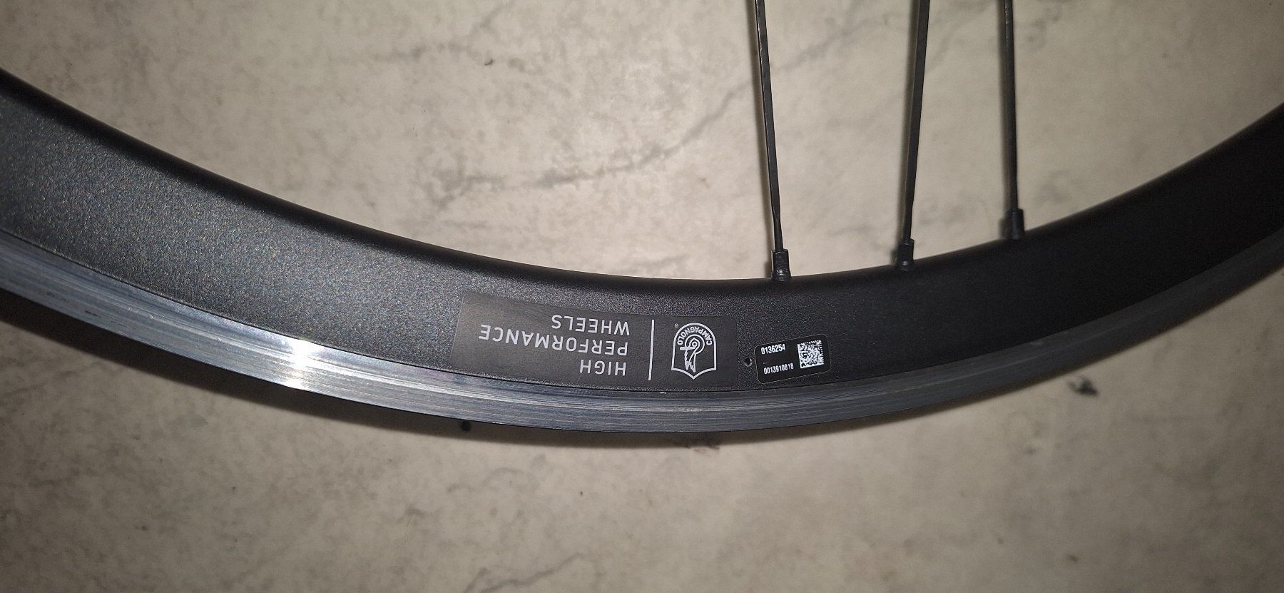 Campagnolo Pneumatici & Ruote complete: Hinterrad Campagnolo Scirocco C17 / Plus bitte lesen – Usato da Neuhausen venduto da Kloti21 1